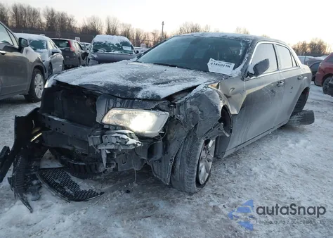 2016 Chrysler 300 Anniversary Edition из США, поврежденный, VIN 2C3CCARG3GH344281